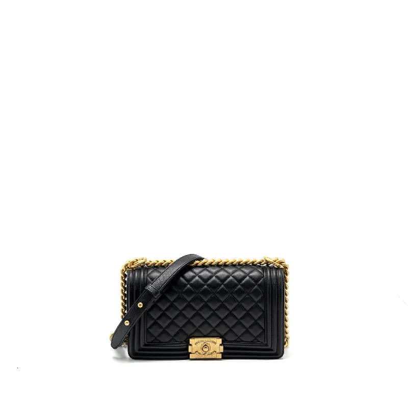 Chanel medium boy bag smooth calfskin black GHW