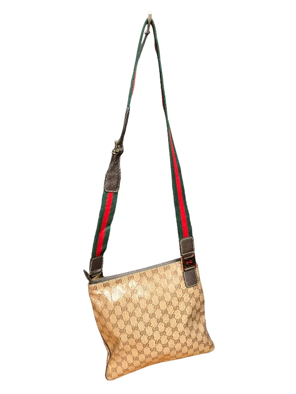 Crossbody Luxury Designer By Gucci  Size: Medium