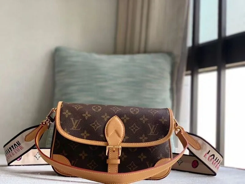 BoldCollect - LOUIS VUITTON BAGS - 1303