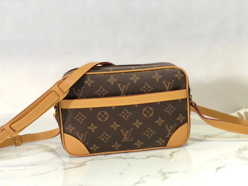 BoldCollect - LOUIS VUITTON Bags - 1052