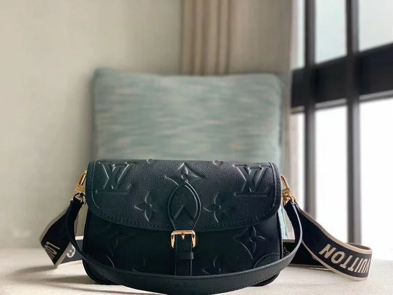 BoldCollect - LOUIS VUITTON BAGS - 1310